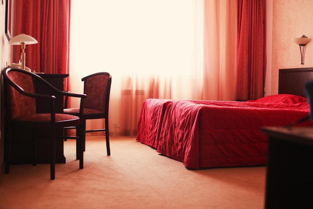 Golden Embankment Hotel Pskov Room photo